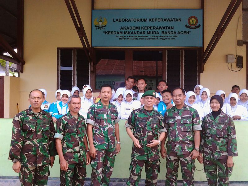 Kunjungan KAKESDAM IM ke AKPER KESDAM IM